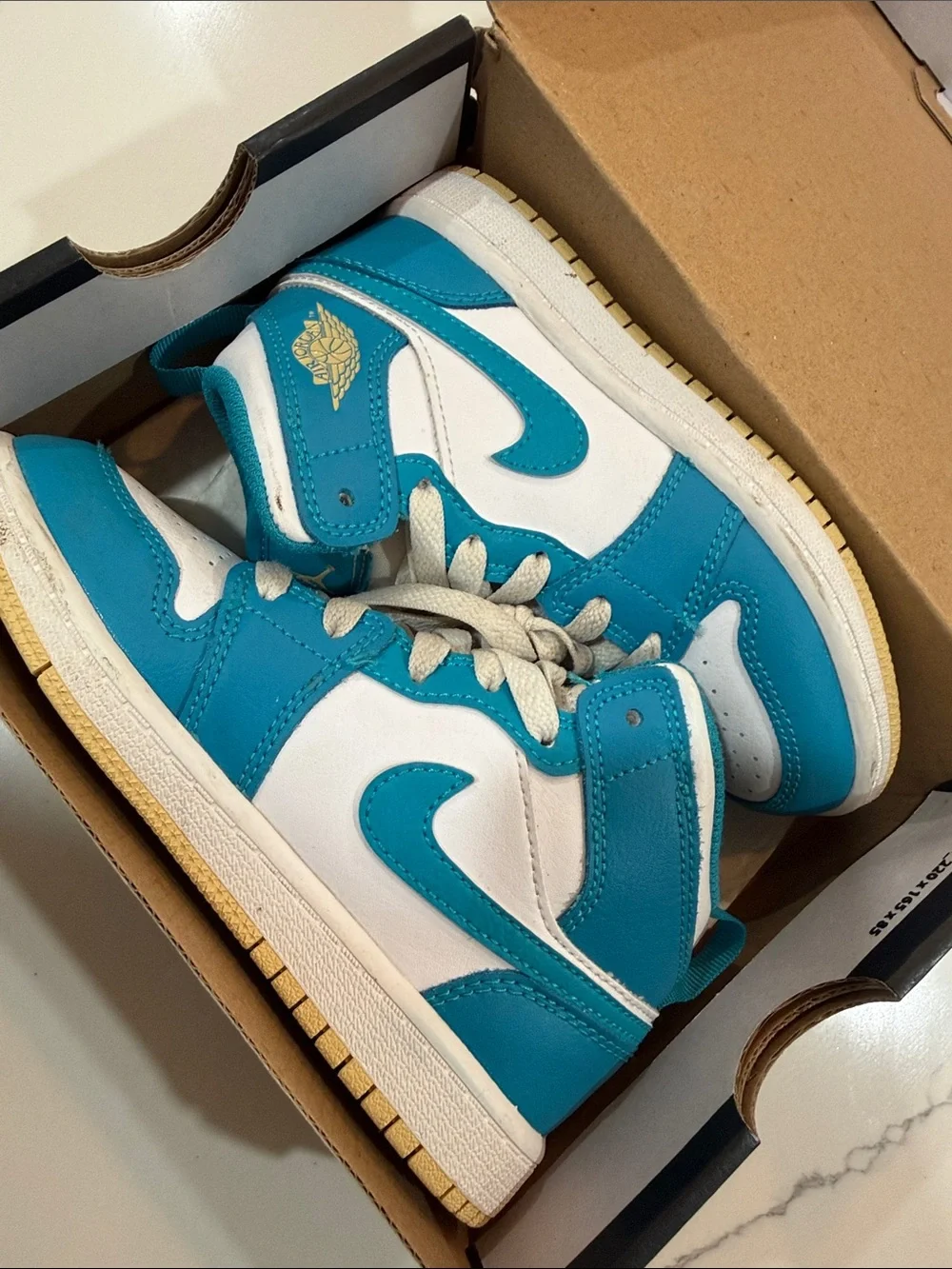 Nike youth jordan